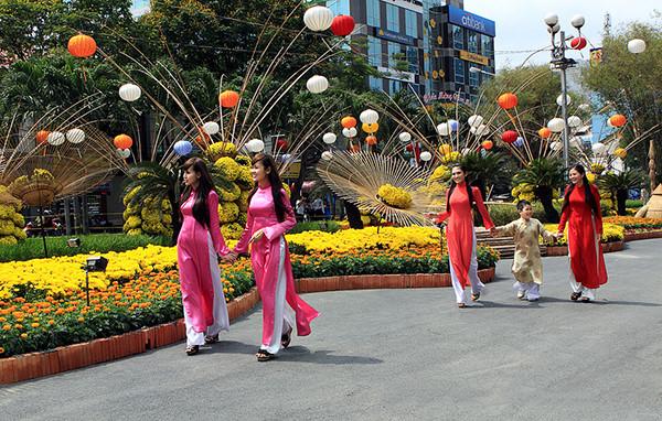 muon giau sang phu quy, gia chu can chon tuoi xong dat nao cho phu hop tet 2018? - 2