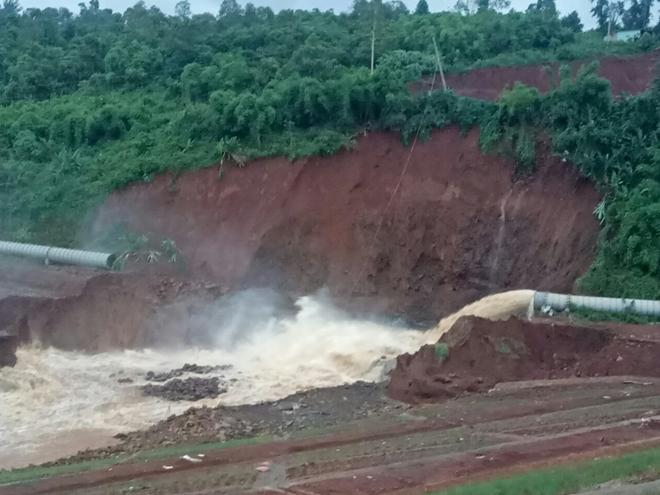 Nguy cơ vỡ hồ thuỷ điện Đắk Kar, hàng nghìn hộ dân phải sơ tán khẩn cấp - 2