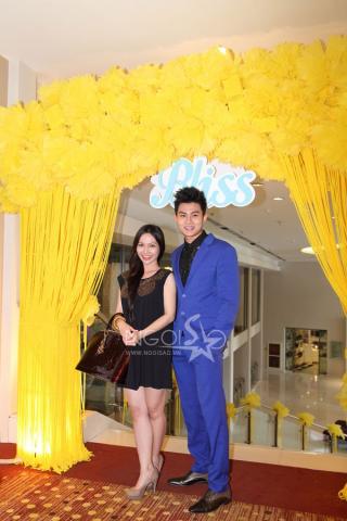 Kim Hiền 'hẹn hò' giải đồng siêu mẫu 2012 Công Tuấn đi chọn áo cưới Kim Hiền 'hẹn hò' giải đồng siêu mẫu 2012 Công Tuấn đi chọn áo cưới