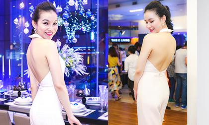 Hoa hậu Thùy Lâm khoe lưng trần đẹp mướt mắt