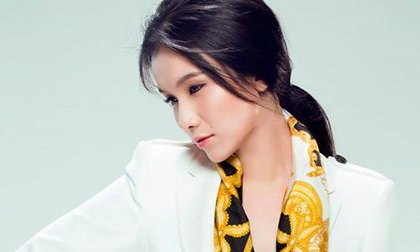 Hoa hậu Thùy Lâm làm quý cô công sở quyến rũ