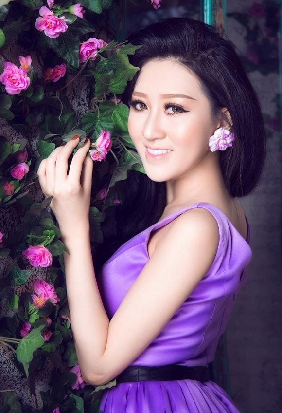Hoa hậu Huỳnh Thúy Anh 0