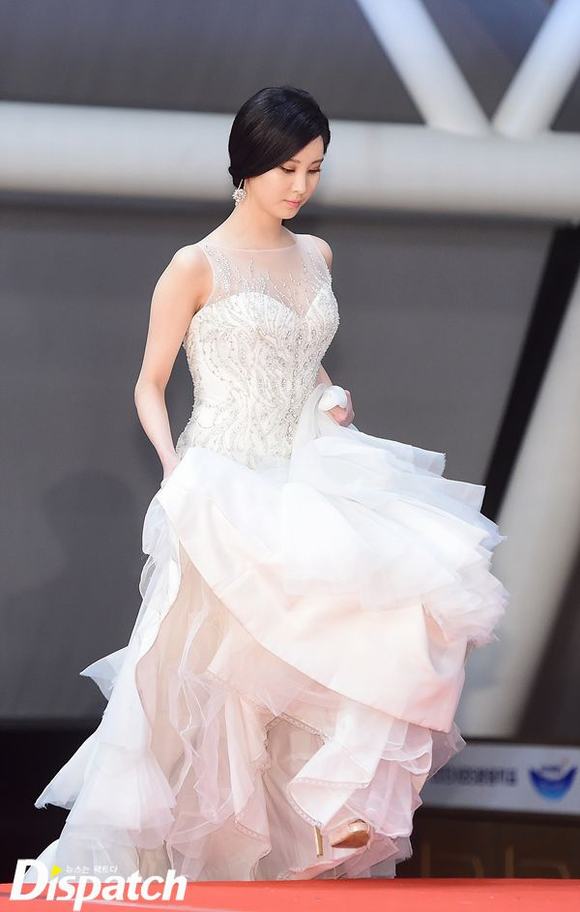 Váy cưới của mỹ nhân Hàn 14