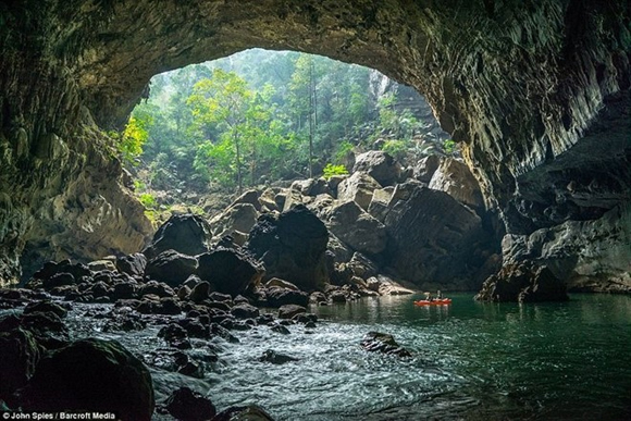 Lạc vào hang động đẹp tựa chốn bồng lai tiên cảnh ở Lào 14
