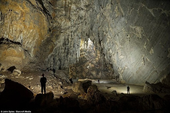 Lạc vào hang động đẹp tựa chốn bồng lai tiên cảnh ở Lào 5