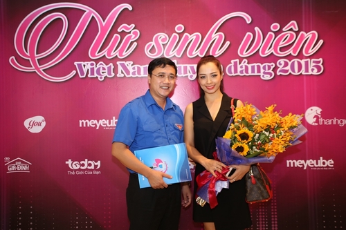 nu-sinh-vien-viet-nam-duyen-dang-2015-4-ngoisao 5