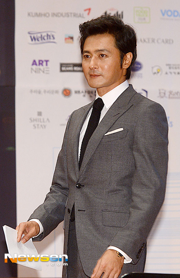 Jang Dong Gun xuống sắc ở tuổi 43 4