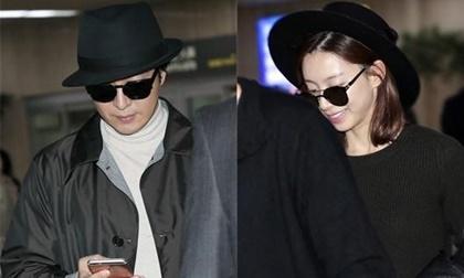 Bae Yong Joon giữ khoảng cách với vợ ở sân bay