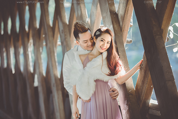 Cao Thái Sơn tình tứ bên người tình Lương Bích Hữu 1 Cao Thái Sơn tình tứ bên người tình Lương Bích Hữu 1