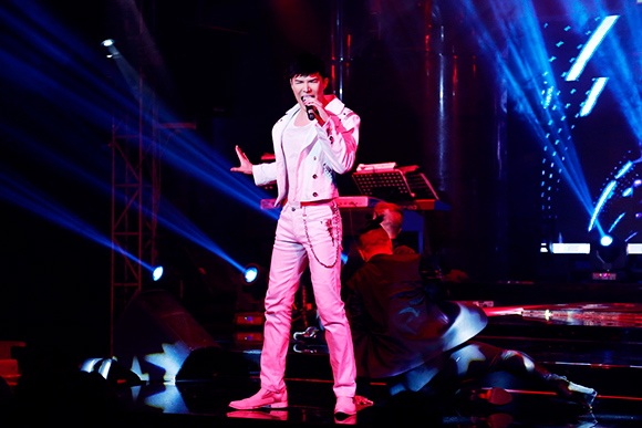 Nathan Lee chạy show miệt mài bất chấp bệnh tật 10 Nathan Lee chạy show miệt mài bất chấp bệnh tật 10