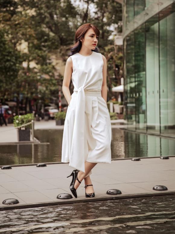 nhat-thuy-1111-10-ngoisao 7 nhat-thuy-1111-10-ngoisao 7