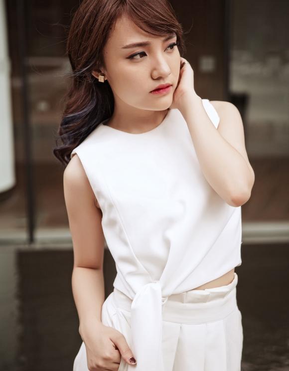 nhat-thuy-1111-13-ngoisao 4 nhat-thuy-1111-13-ngoisao 4