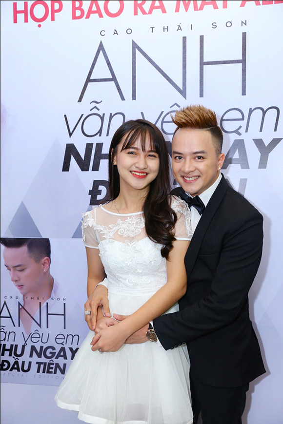 Lương Bích Hữu vai trần gợi cảm hớp hồn Cao Thái Sơn 13 Lương Bích Hữu vai trần gợi cảm hớp hồn Cao Thái Sơn 13