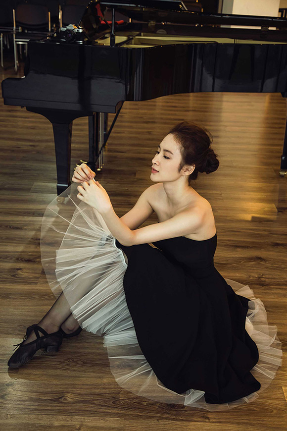 angela-phuong-trinh-dep-mong-manh018-ngoisao.vn.jpg