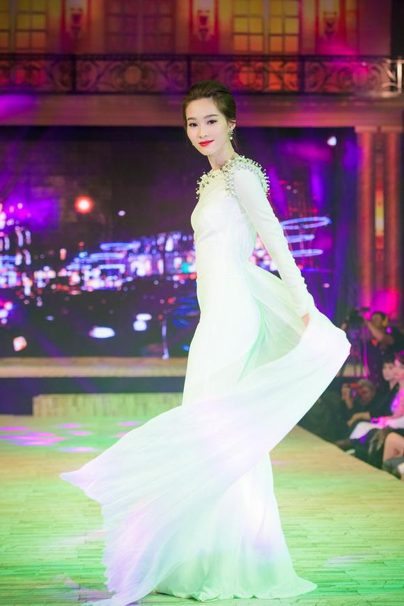 Hoa hậu Việt khoe sắc 3