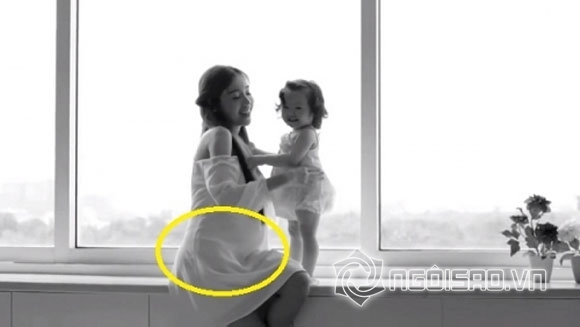 Elly Trần khoe cận mặt bé Alfie 7 Elly Trần khoe cận mặt bé Alfie 7