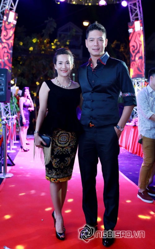 Những cặp đôi 'đũa lệch' nổi tiếng showbiz Việt giờ ra sao? 8