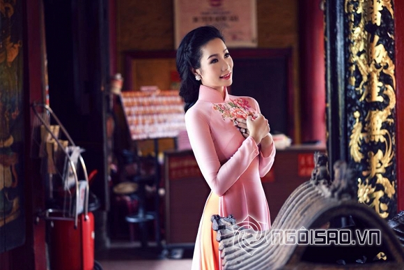 Á hậu Trịnh Kim Chi diện áo dài 4