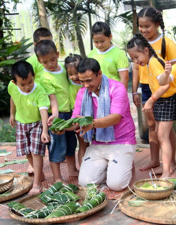 MC Quyền Linh MC Quyền Linh