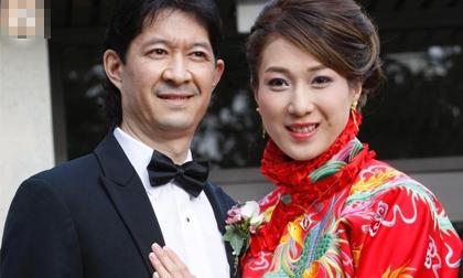 'Mỹ nhân TVB' Chung Gia Hân diện váy đỏ truyền thống trong hôn lễ