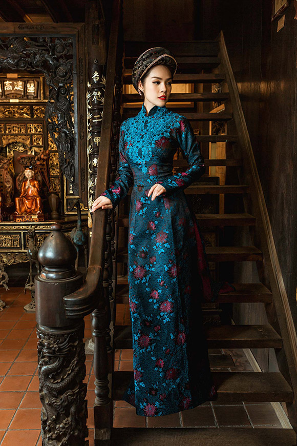 duong-cam-lynh-sac-sao-trong-hinh-tuong-phu-nu-xua016-ngoisao.vn.jpg