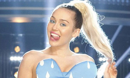Miley Cyrus gây tranh cãi vì nhận làm huấn luyện viên 'The Voice' Mỹ