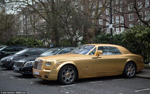 dàn siêu xe mạ vàng của tỷ phú Ả Rập Saudi khi sang Anh nghỉ dưỡng 3