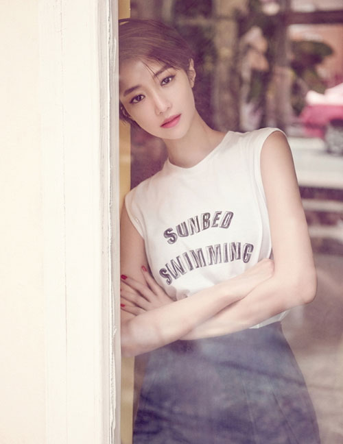Những gợi ý mặc đẹp trong mùa hè từ cô nàng sành điệu Go Joon Hee 8