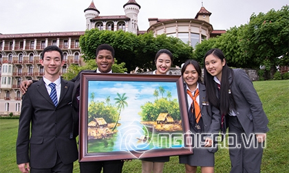 Bức tranh của đại sứ Young WLIN Thu Ngân được trả giá 100 triệu đồng