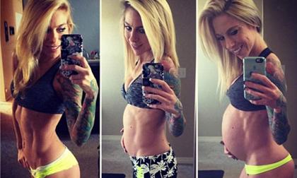 Cơ bụng săn chắc đáng kinh ngạc của người phụ nữ đang mang thai