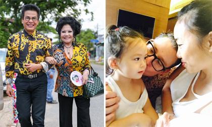 Tin sao Việt mới ngày 15/7: Vợ chồng Thanh Bạch đi làm từ thiện, gia đình Đoan Trang hạnh phúc khi gặp nhau
