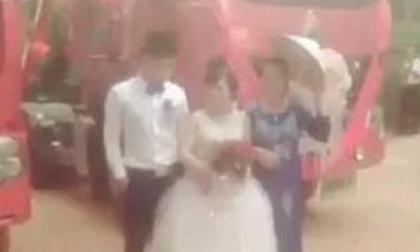 Cặp đôi ở Cao bằng bị 'ném đá' vì rước dâu bằng xe đầu kéo