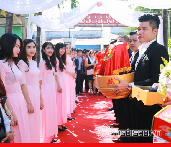 Hoa hậu Thu Vũ đính hôn 7