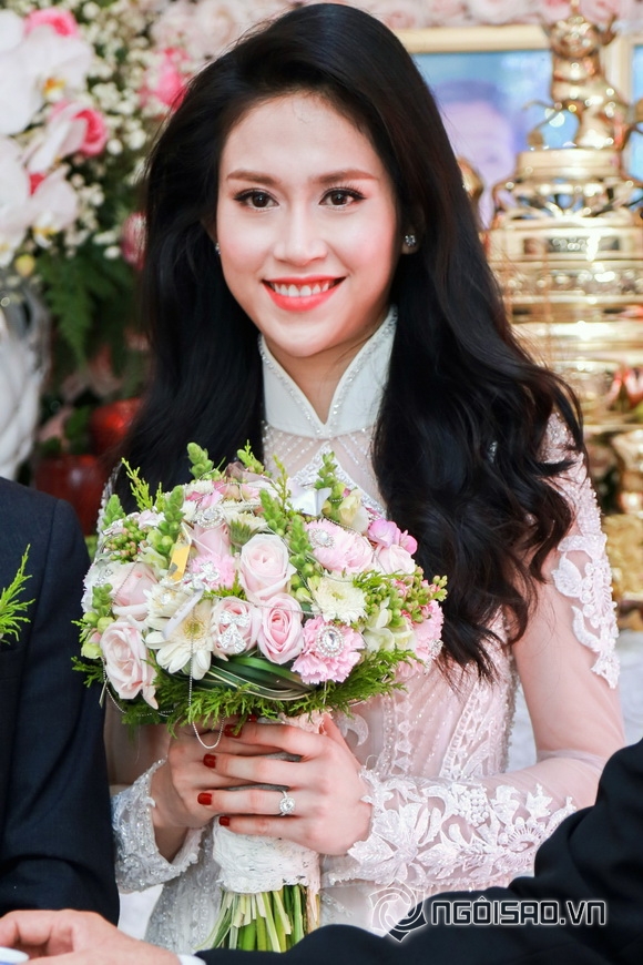 Hoa hậu Thu Vũ đính hôn 4