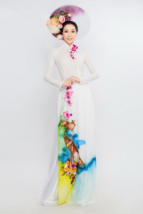 Trịnh Kim Chi biến hóa với áo dài 4