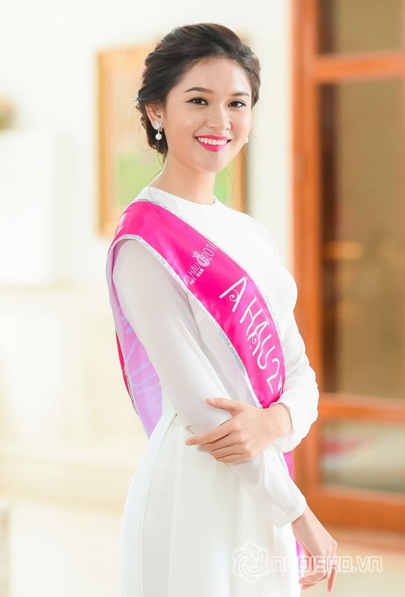 Hoa hậu Mỹ Linh đẹp ngẩn ngơ 4
