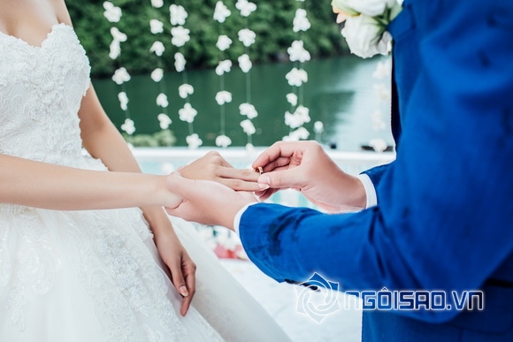Đám cưới Hương Giang Idol 6