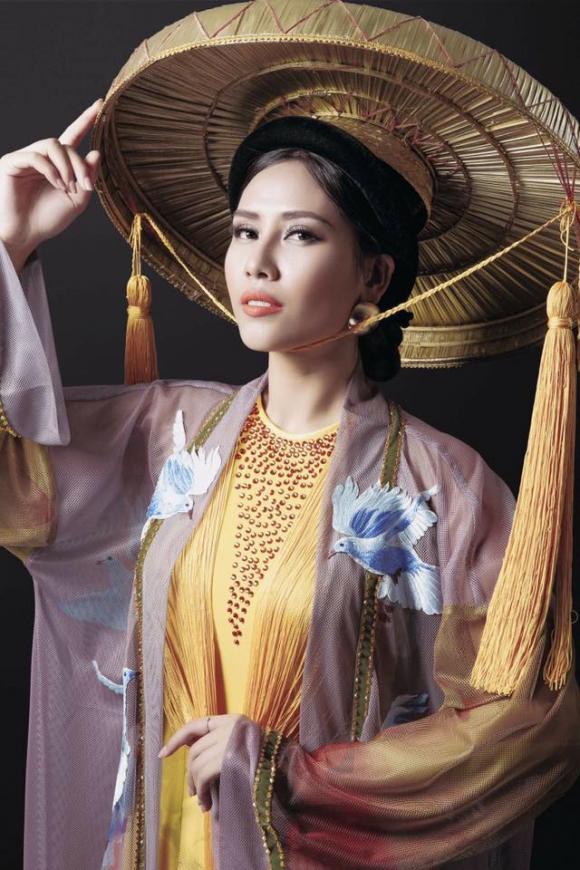 Nguyễn Thị Loan trang phục dân tộc đẹp nhất  2