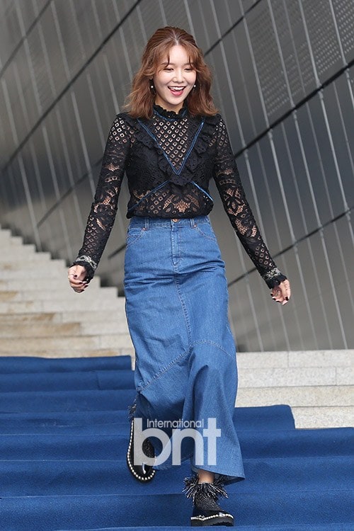 Sooyoung (SNSD) bị chê mặc 'sến' tại tuần lễ Thời trang Seoul 3