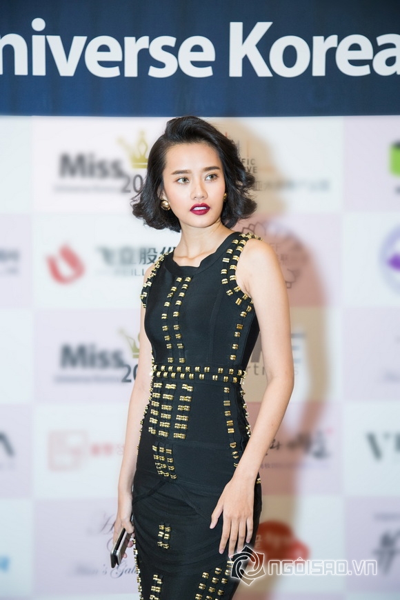 Ngọc Trinh lấn át Hoa hậu Hàn Quốc 1