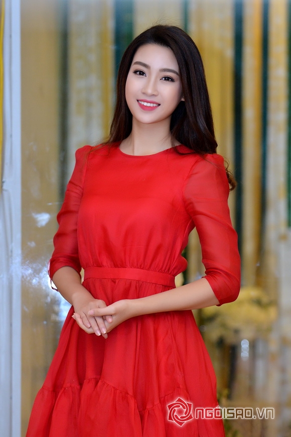 Hoa hậu Mỹ Linh váy đỏ nổi bật 5