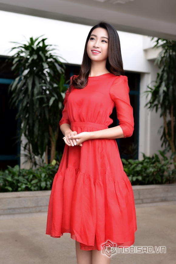 Hoa hậu Mỹ Linh váy đỏ nổi bật 8
