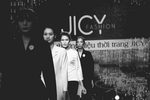Mãn nhãn với BST The Women của JICY Fashion