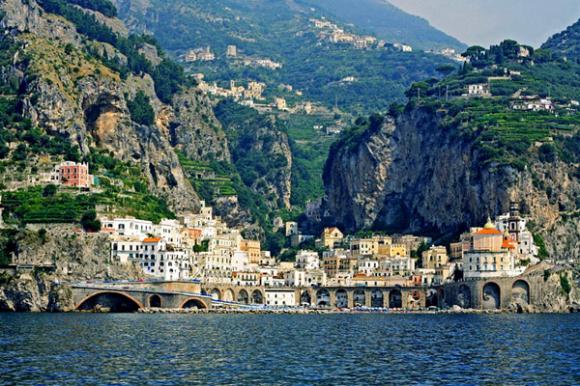 canhdepnuocy8jpg1371484263 Ngắm những phong cảnh đẹp như mơ của nước Ý