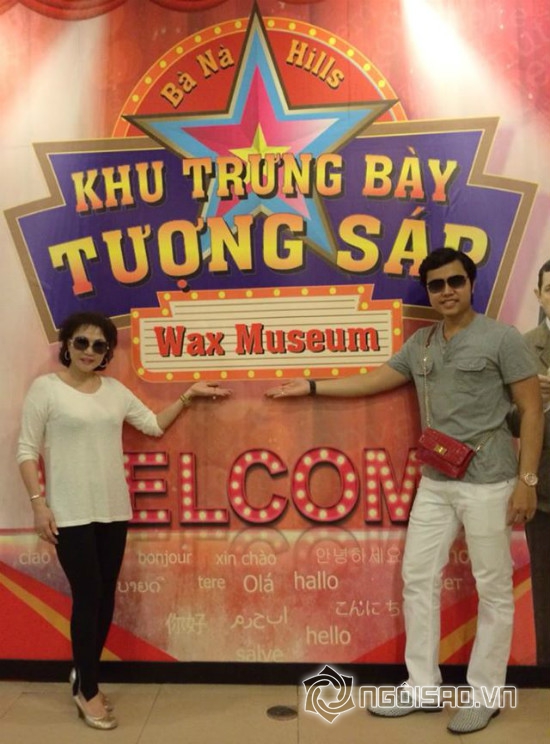 Vũ Hoàng Việt và người tình rạng rỡ chụp ảnh cùng vợ chồng Brad Pitt tại Bà Nà