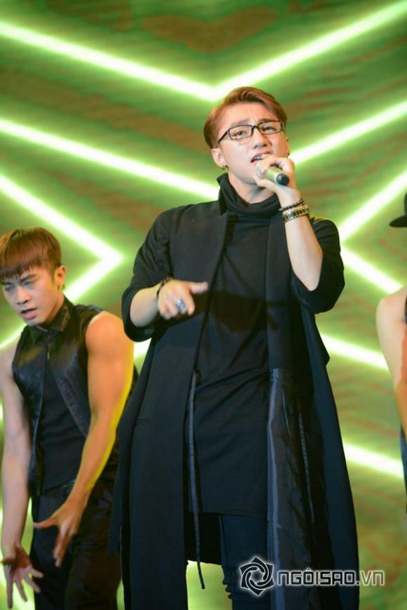 [Image: stung36529814-10.stamp2.jpg]