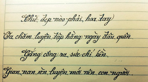Loạt ảnh chữ viết đẹp như in của 9X nổi tiếng bởi một tờ đơn Loạt ảnh chữ viết đẹp như in của 9X nổi tiếng bởi một tờ đơn