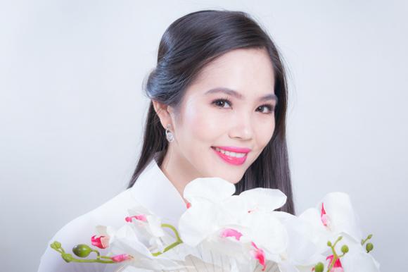 Dương Kim Ánh khoe vẻ đẹp tinh khôi