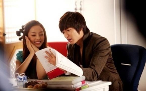 10 thầy giáo điển trai khiến fan nữ mê mệt trên màn ảnh Hàn