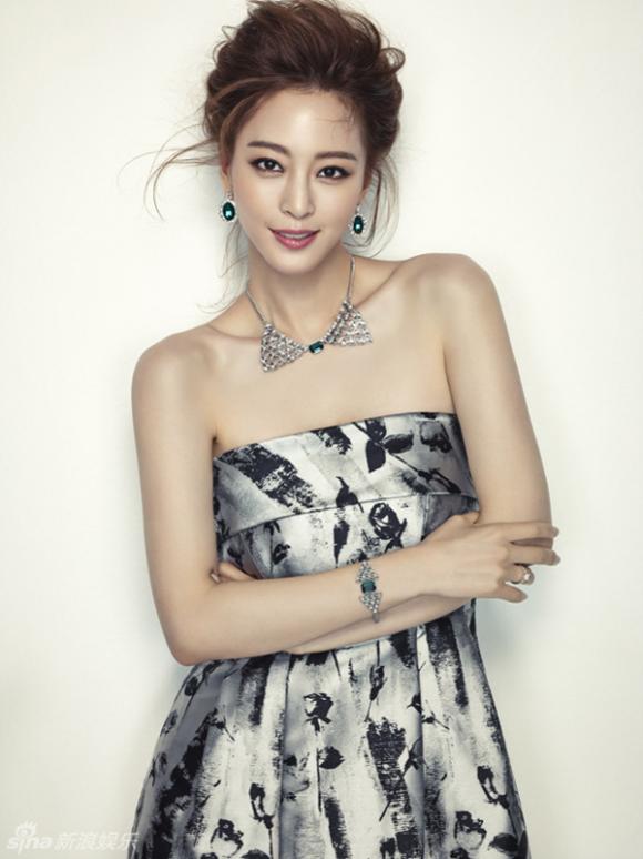 Ngắm Han Ye Seul quyến rũ trên tạp chí Ngắm Han Ye Seul quyến rũ trên tạp chí